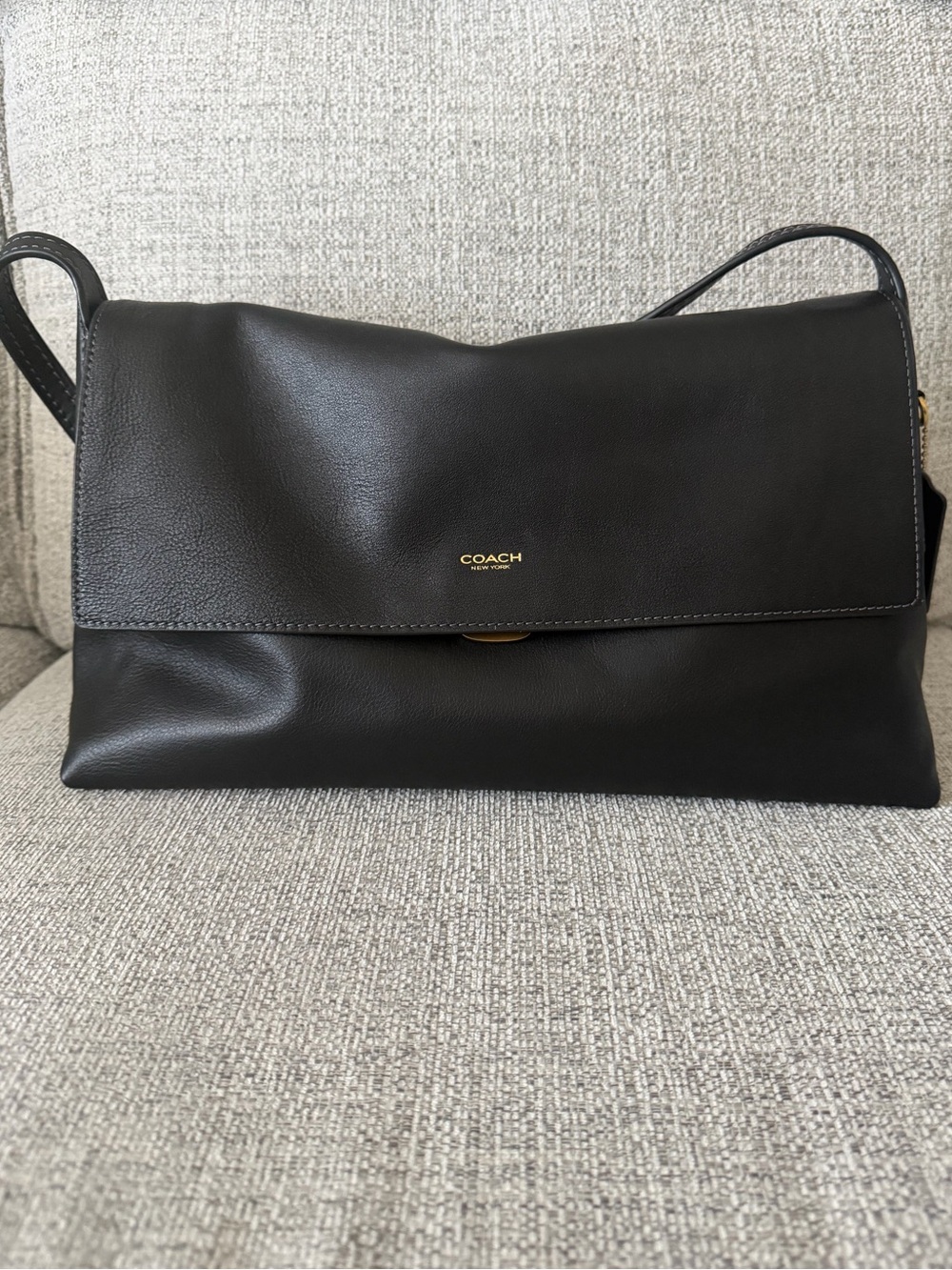Coach Chelsea 36 Black Leather Shoulder Bag